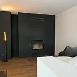 Holiday home The View, Alleinstehendes 4½ Zi Berghaus Oberhalb Poschiavo