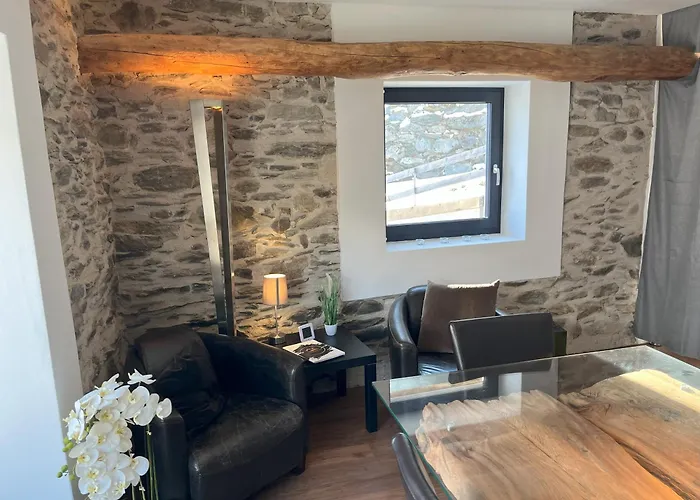 The View, Alleinstehendes 4½ Zi Berghaus Oberhalb