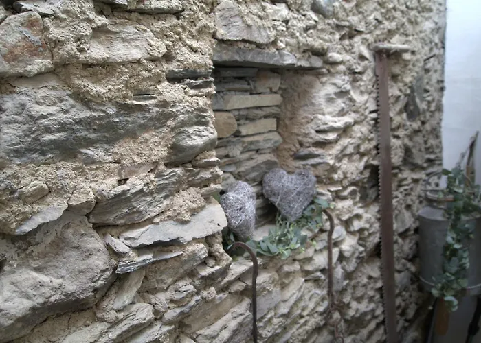 The View, Alleinstehendes 4½ Zi Berghaus Oberhalb Сasa de vacaciones