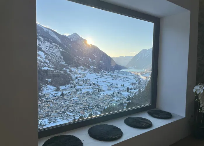 The View, Alleinstehendes 4½ Zi Berghaus Oberhalb 度假居 波斯基亚沃
