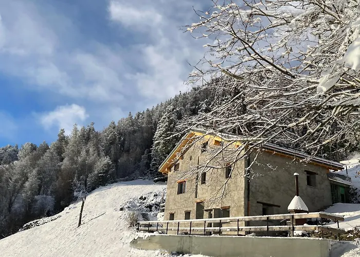 The View, Alleinstehendes 4½ Zi Berghaus Oberhalb 度假居