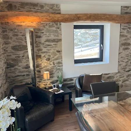 The View, Alleinstehendes 4½ Zi Berghaus Oberhalb